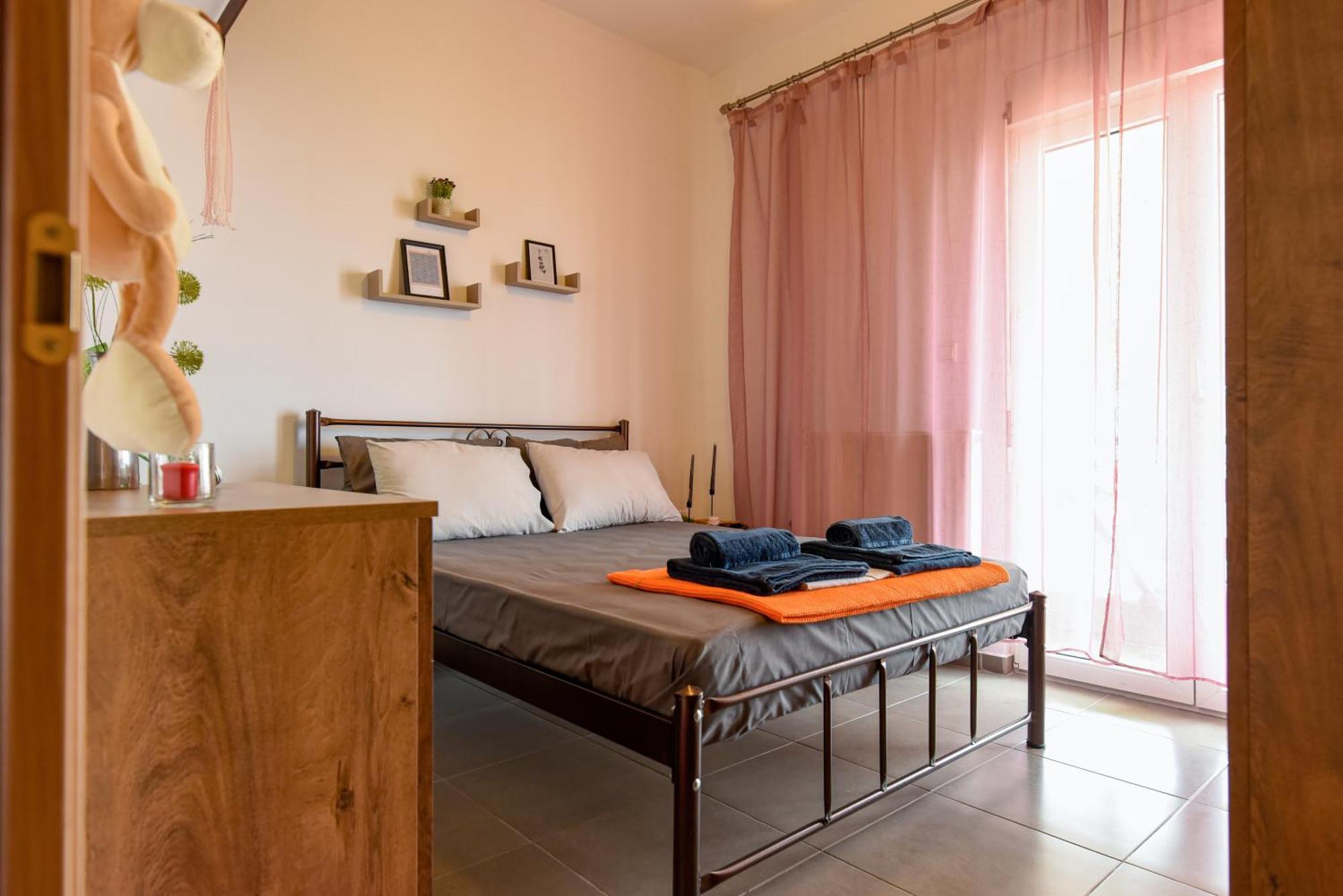 Beach Apartment Palaiontsiflikion Ngoại thất bức ảnh